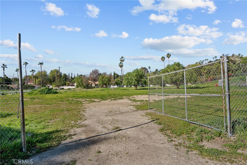 0 Foothill Boulevard Property Photo 25