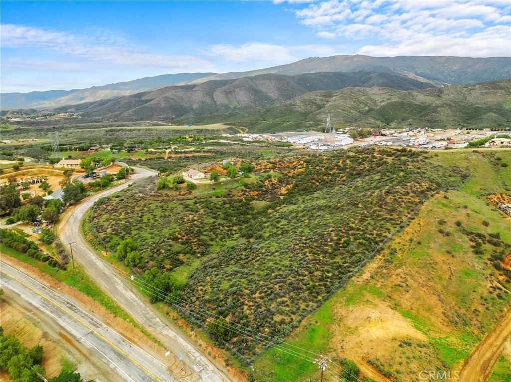 10657 Mint Canyon Property Photo 7