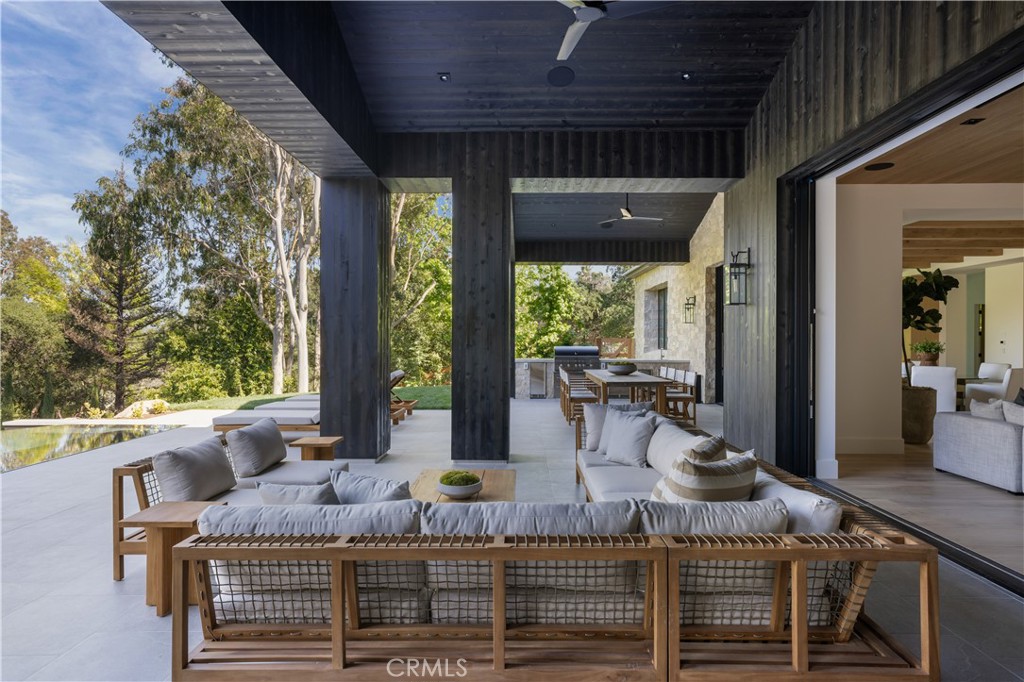 24341 Rolling View Road Property Photo 35