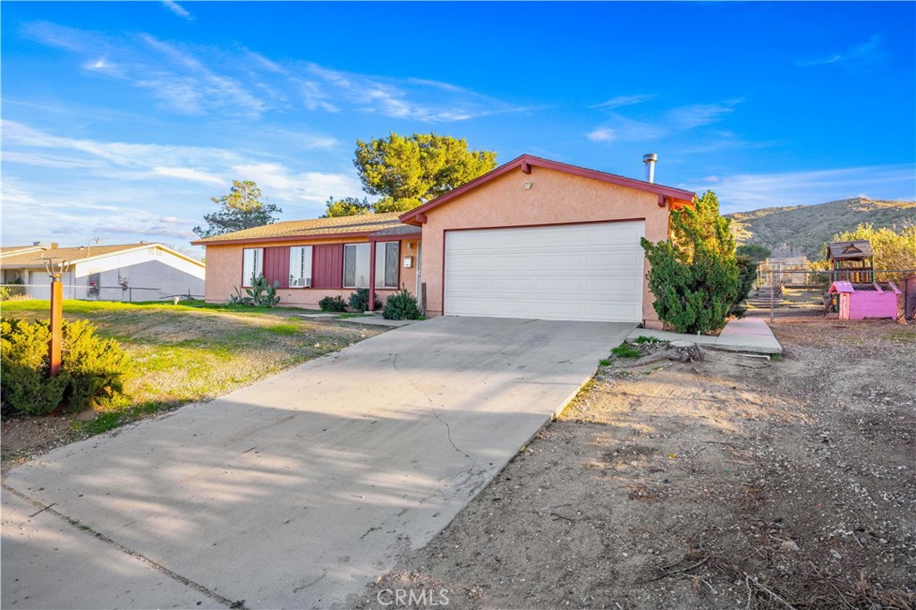 40020 176th Street E Property Photo 2