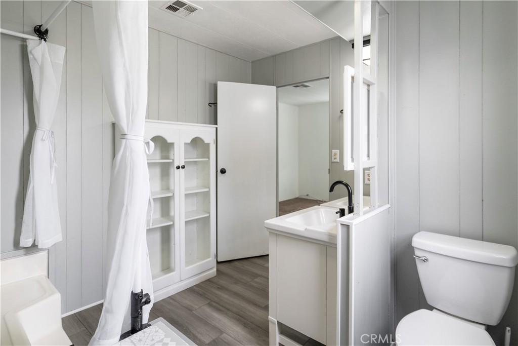 6480 Katherine 62 Property Photo 16