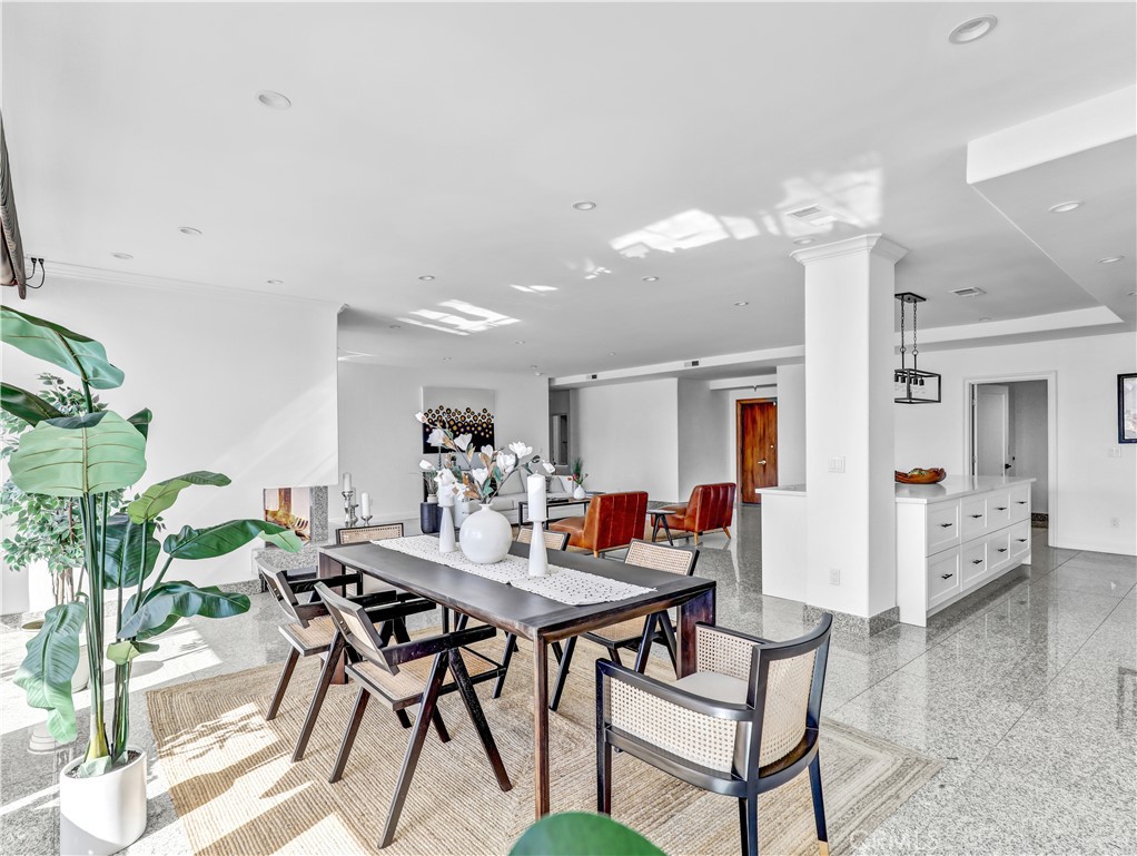 1333 S Beverly Glen Boulevard 402 Property Photo 12