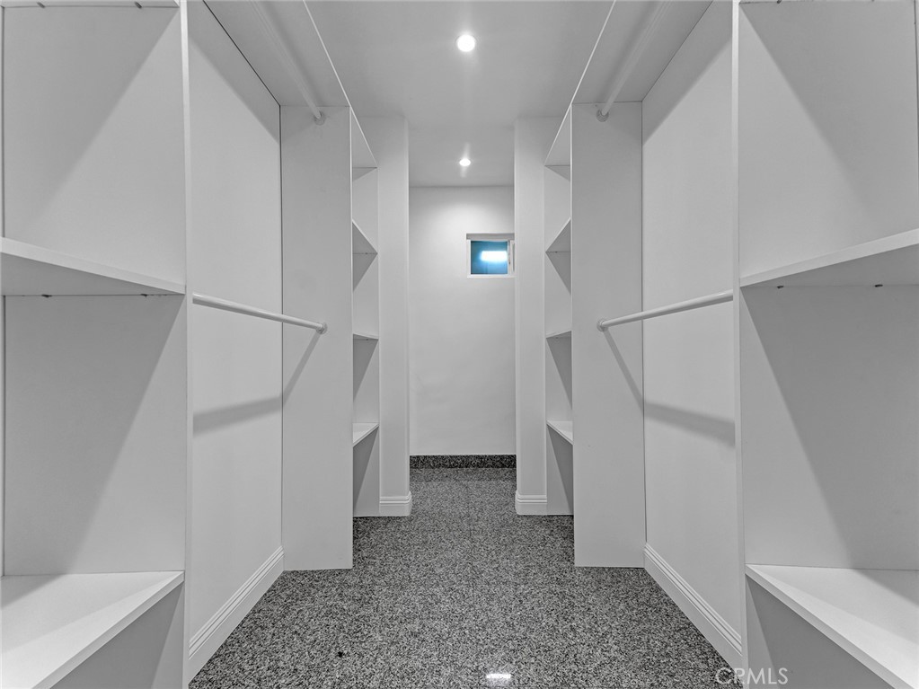 1333 S Beverly Glen Boulevard 402 Property Photo 20