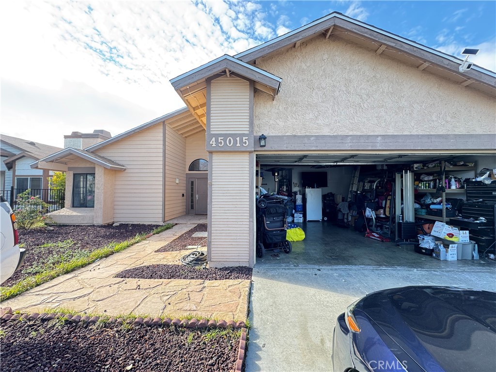 45015 Denmore Avenue Property Photo 2