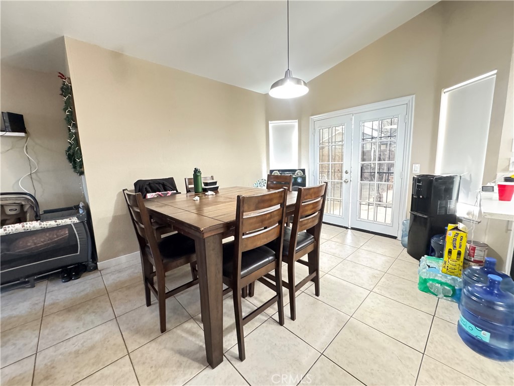 45015 Denmore Avenue Property Photo 10