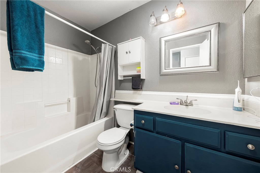 45728 Balmoral Court Property Photo 17