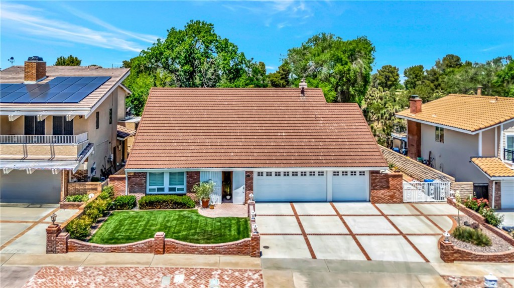 433 Fairway Drive Property Photo