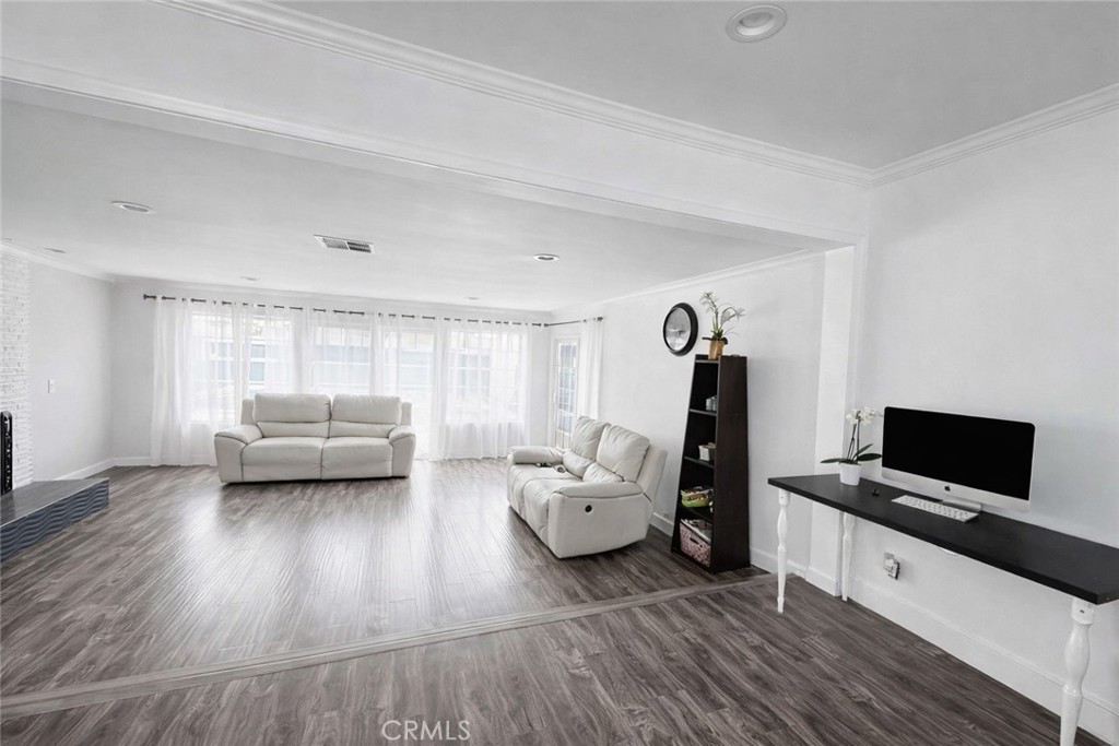 10152 Stanwin Property Photo 8