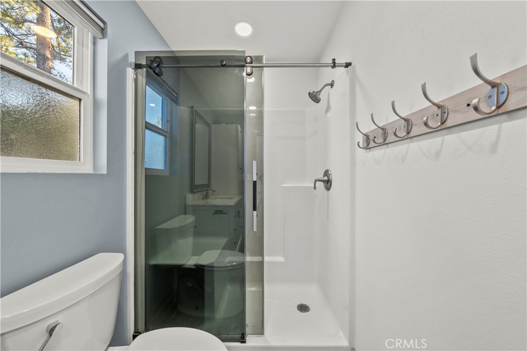 714 Paine Property Photo 34