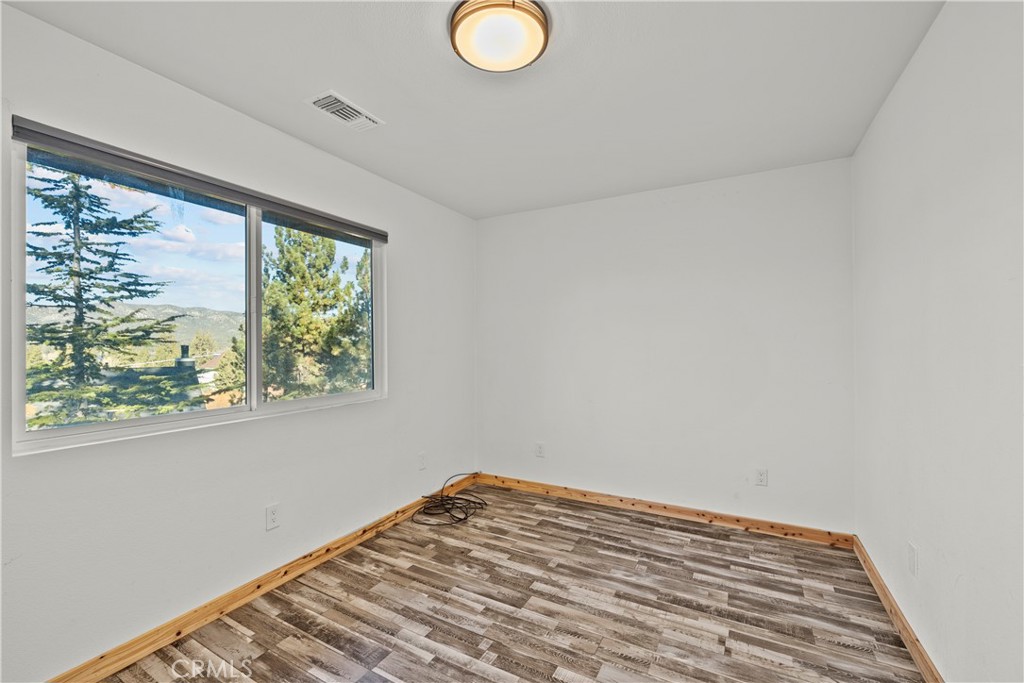 714 Paine Property Photo 37