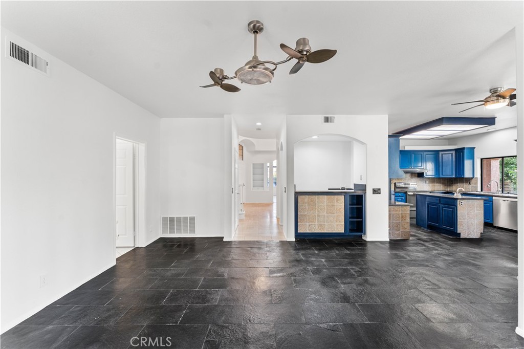 41820 Stratford Property Photo 17