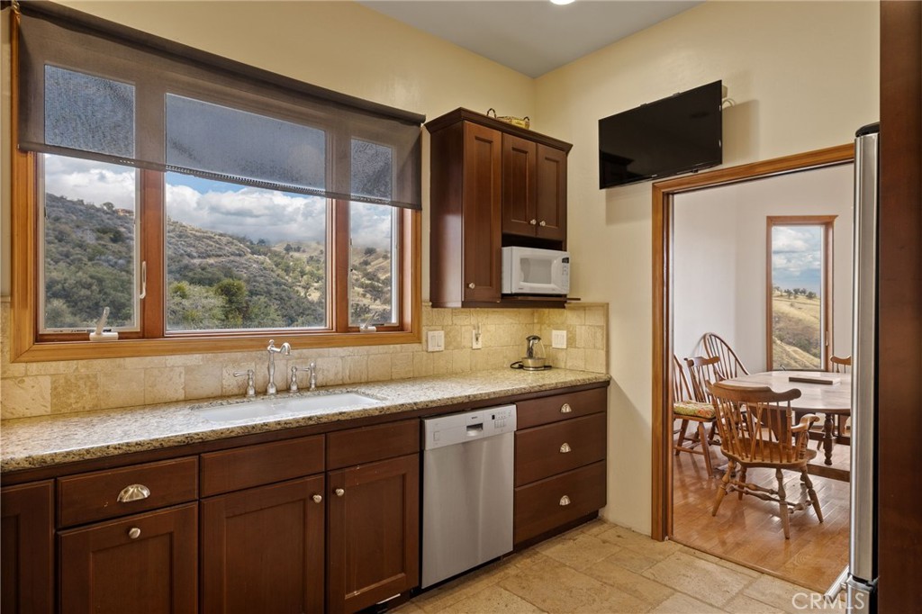 6641 Digier Property Photo 18
