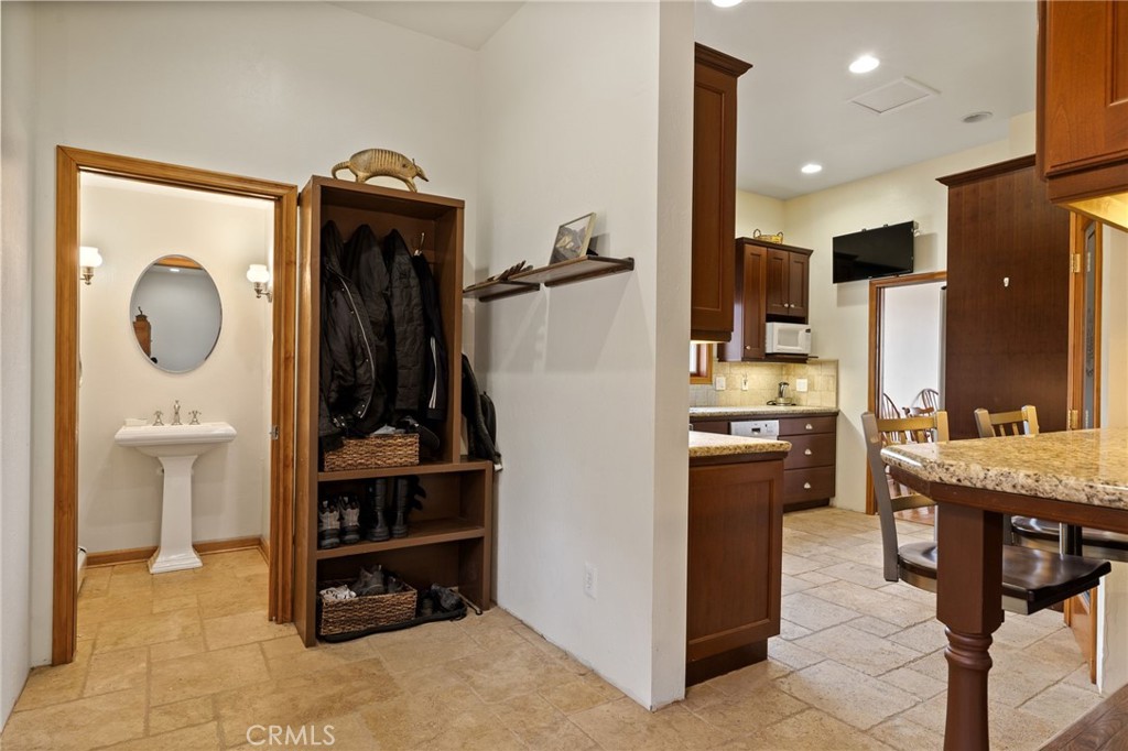 6641 Digier Property Photo 20