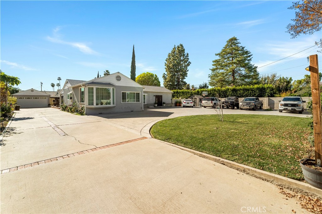 15358 Cohasset Property Photo 4
