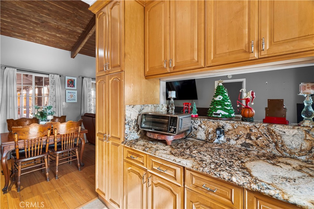 15358 Cohasset Property Photo 34