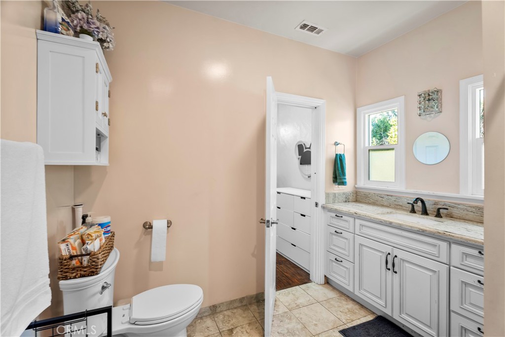 15358 Cohasset Property Photo 40