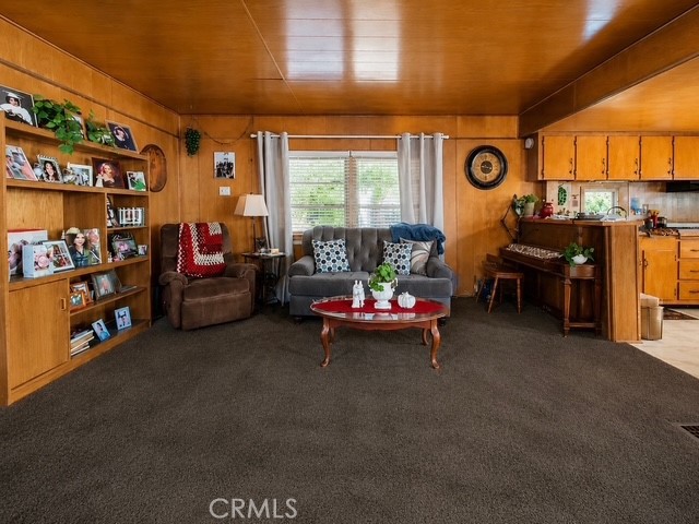 10965 Glenoaks Boulevard 132 Property Photo 3