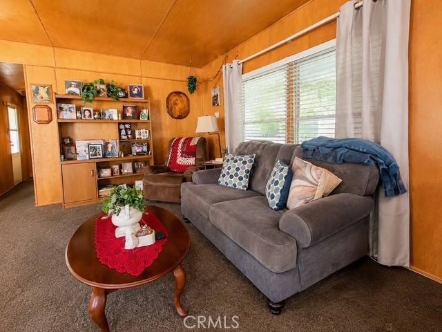 10965 Glenoaks Boulevard 132 Property Photo 6