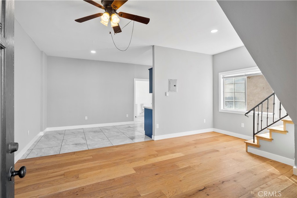 1257 W Vernon Property Photo 11