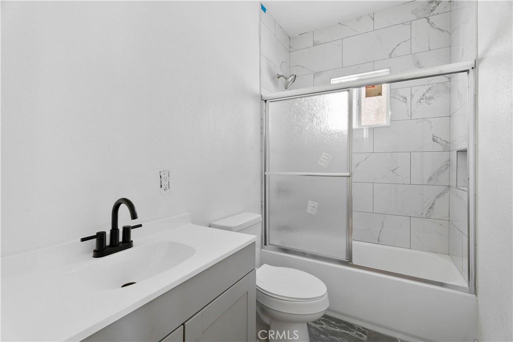 1257 W Vernon Property Photo 26