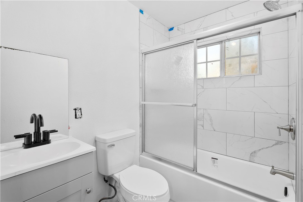 1257 W Vernon Property Photo 30