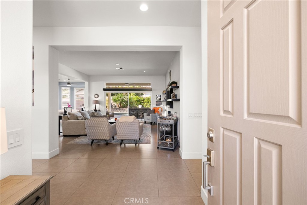 36627 Crown Street Property Photo 7
