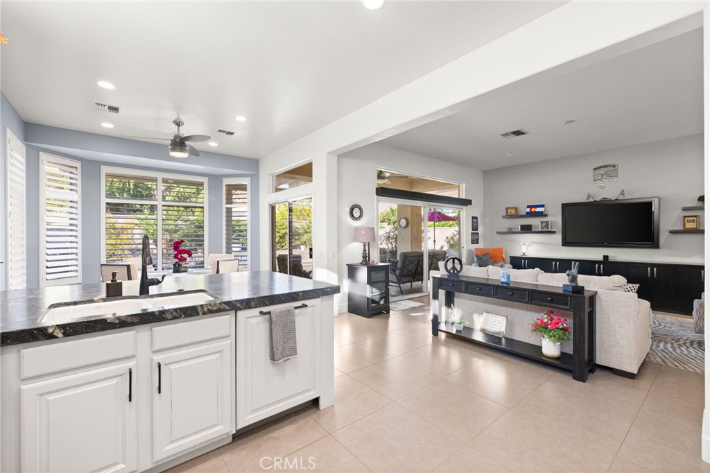 36627 Crown Street Property Photo 16