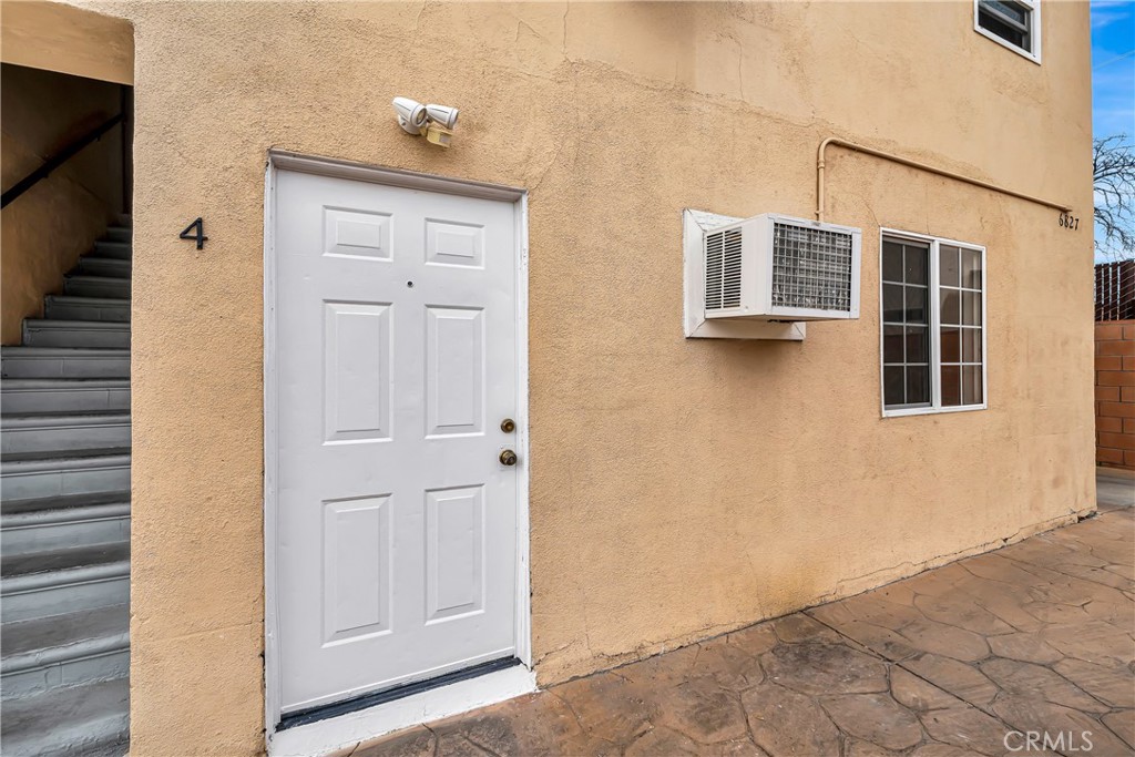 6827 Simpson 4 Property Photo 2