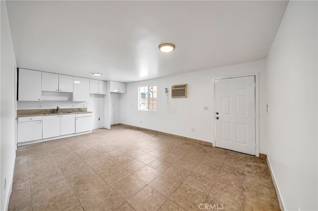 6827 Simpson 4 Property Photo 6