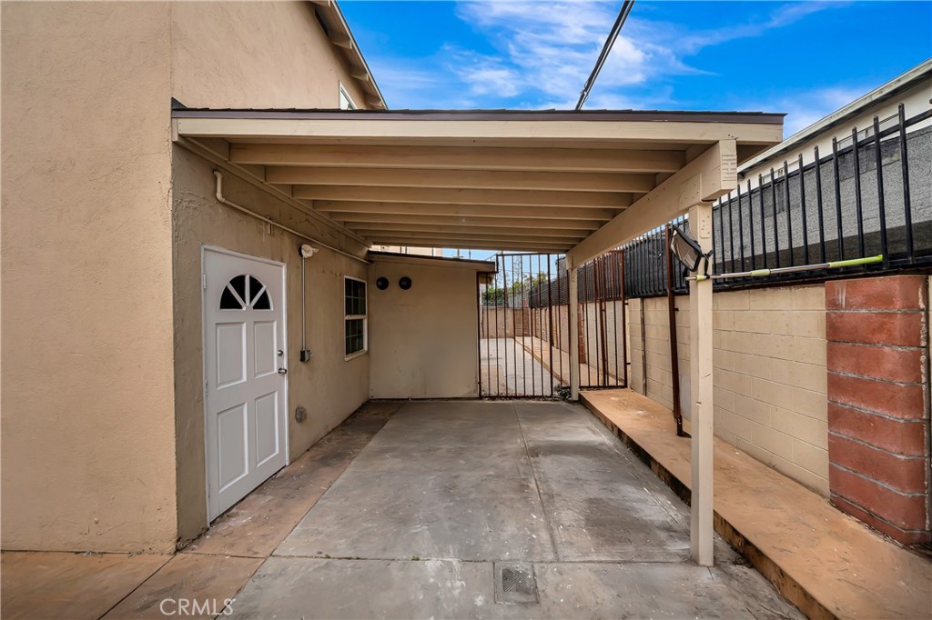 6827 Simpson 4 Property Photo 15