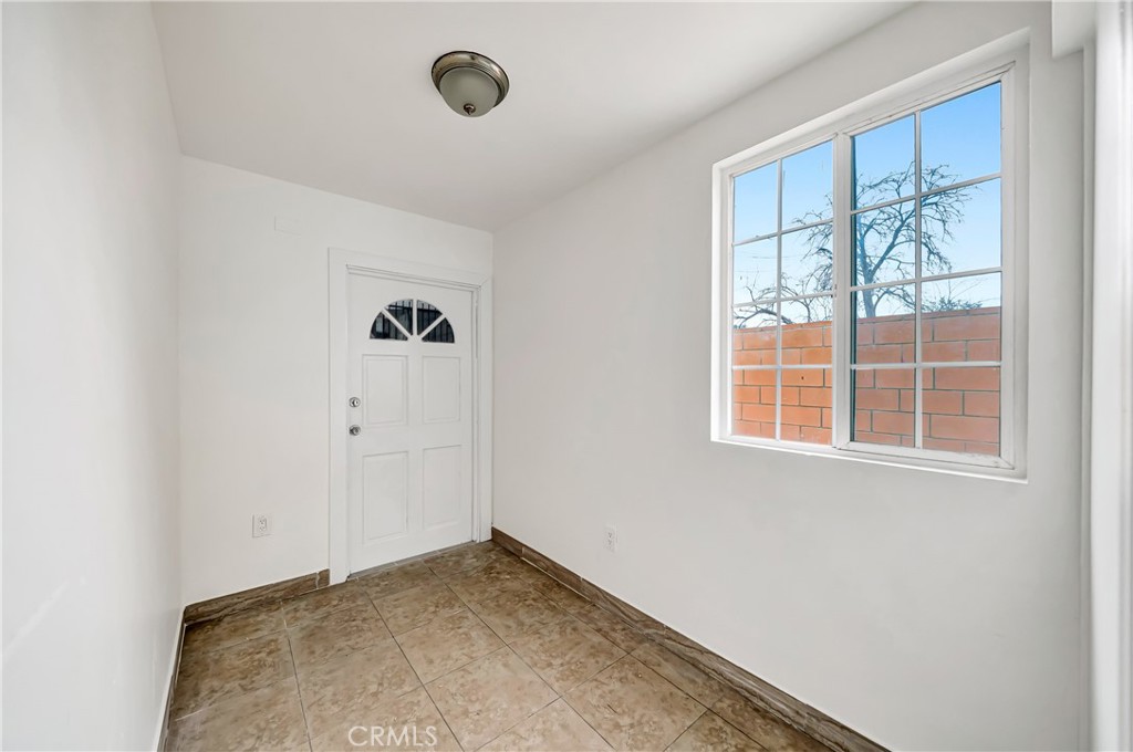 6827 Simpson 4 Property Photo 16