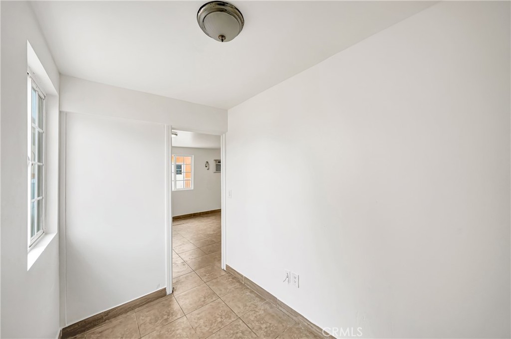 6827 Simpson 4 Property Photo 17