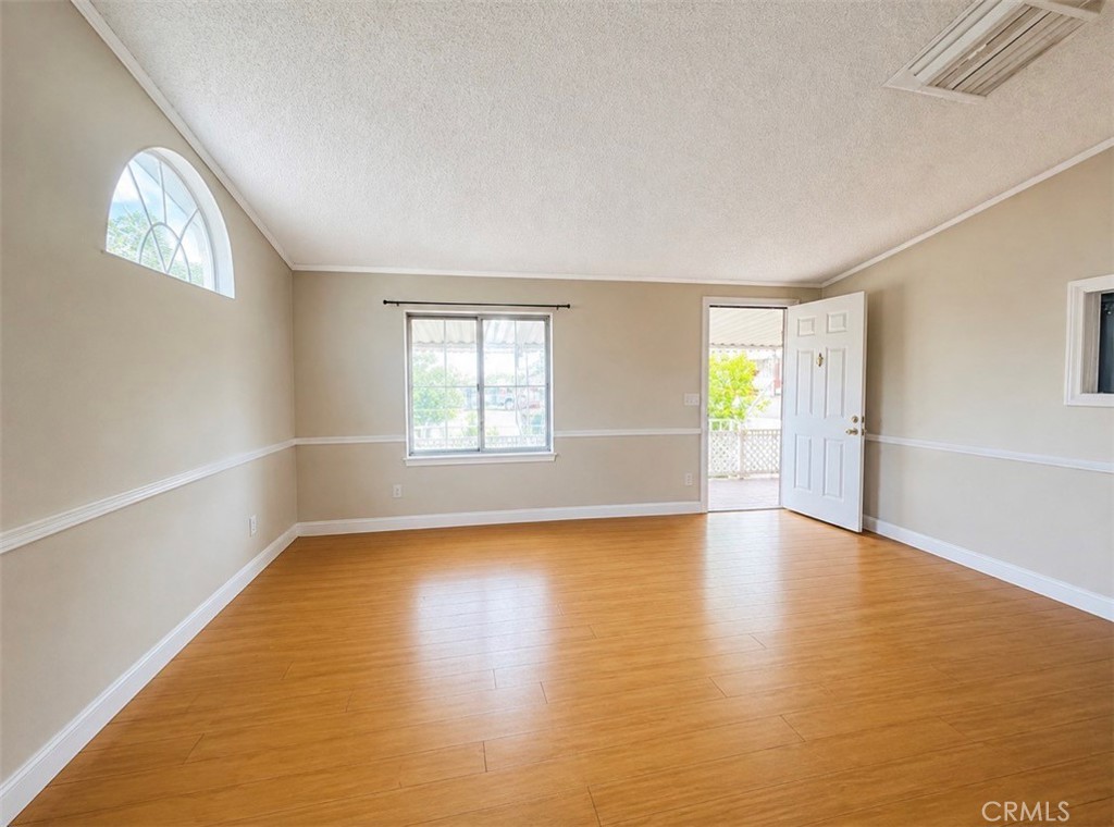 18540 Soledad Canyon Rd 27 Property Photo 4