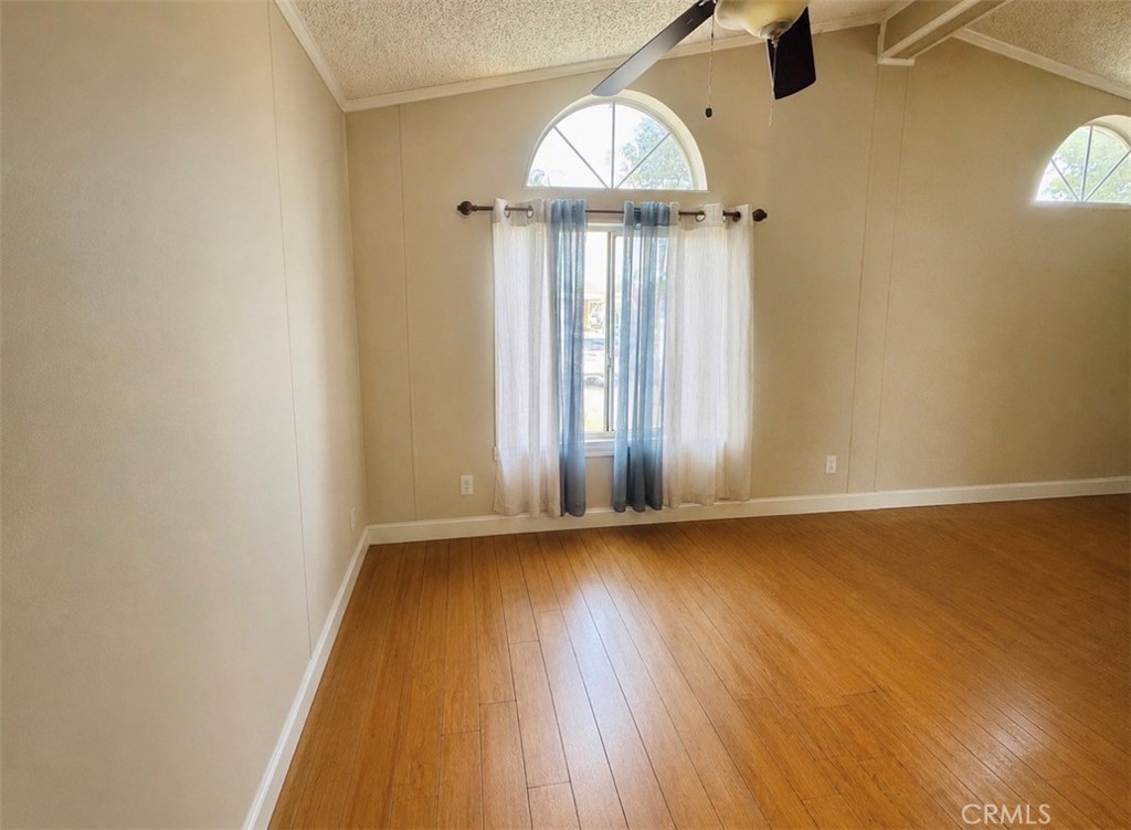 18540 Soledad Canyon Rd 27 Property Photo 5