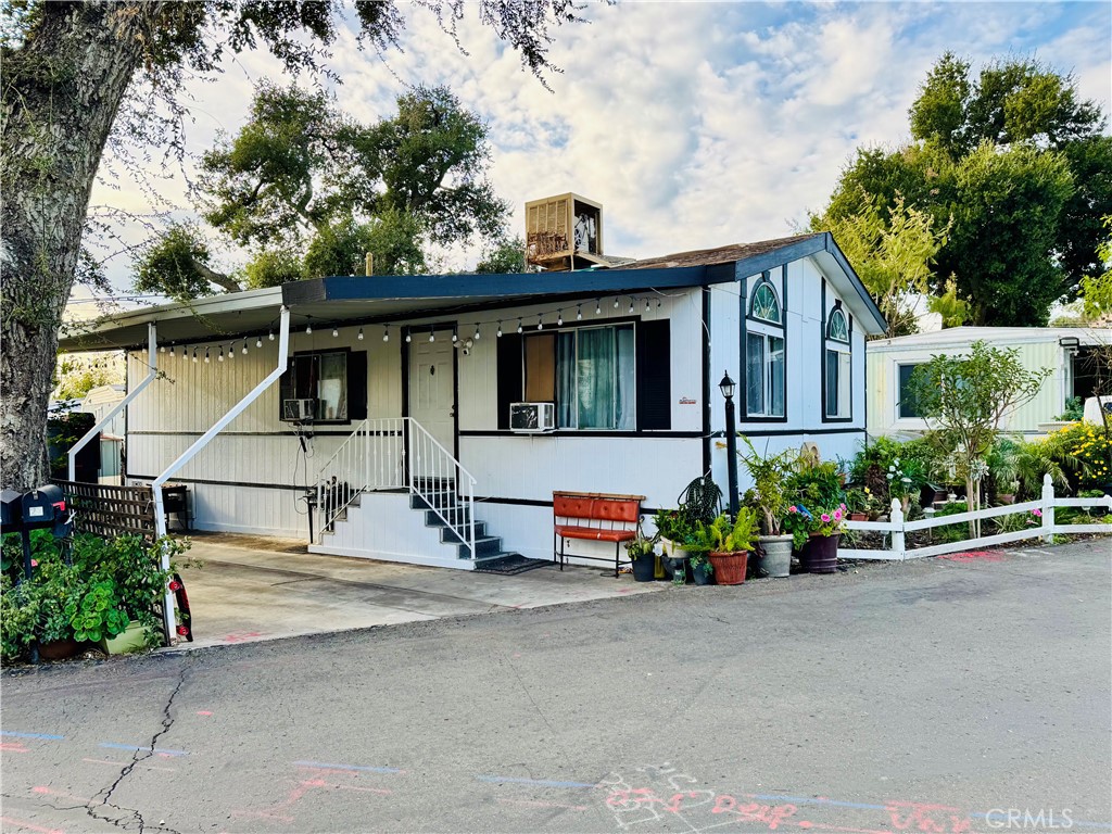 18540 Soledad Canyon Rd 27 Property Photo 16