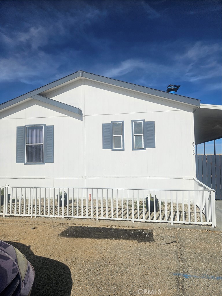 6825 Rea Property Photo 1