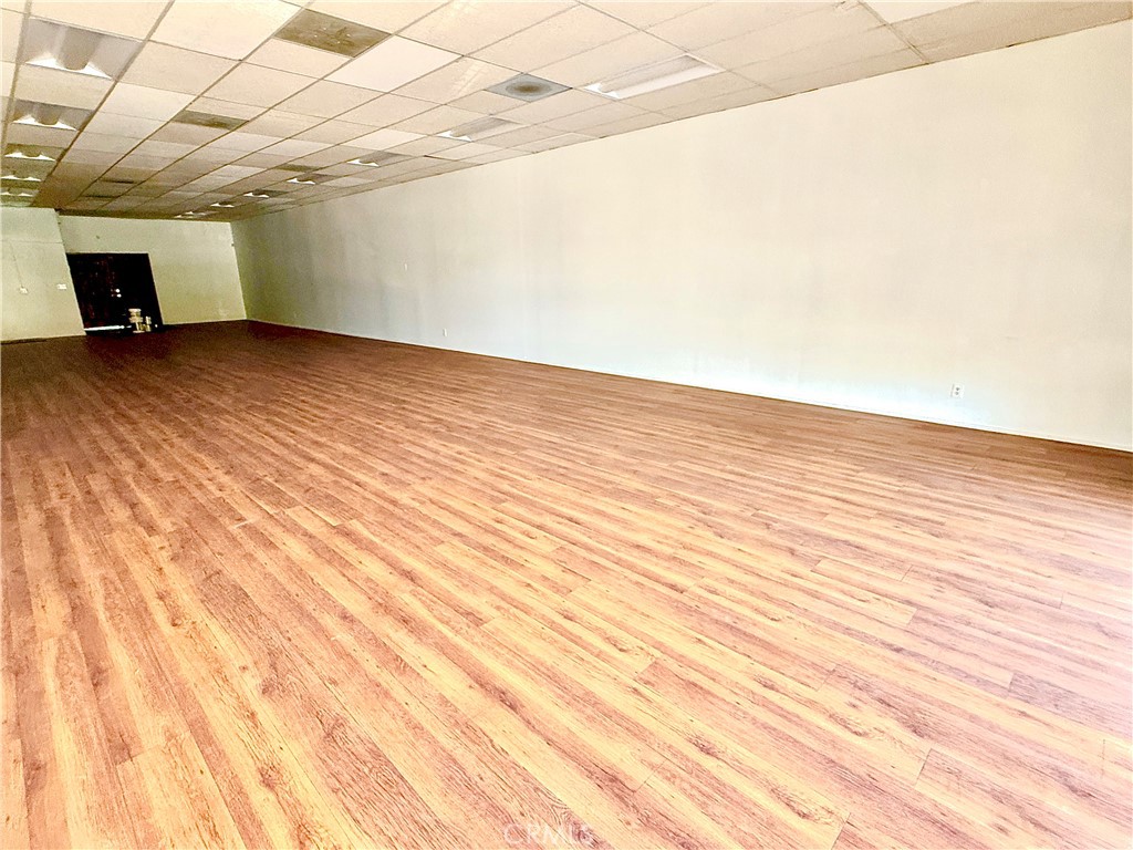 7912 Foothill Boulevard Property Photo 3