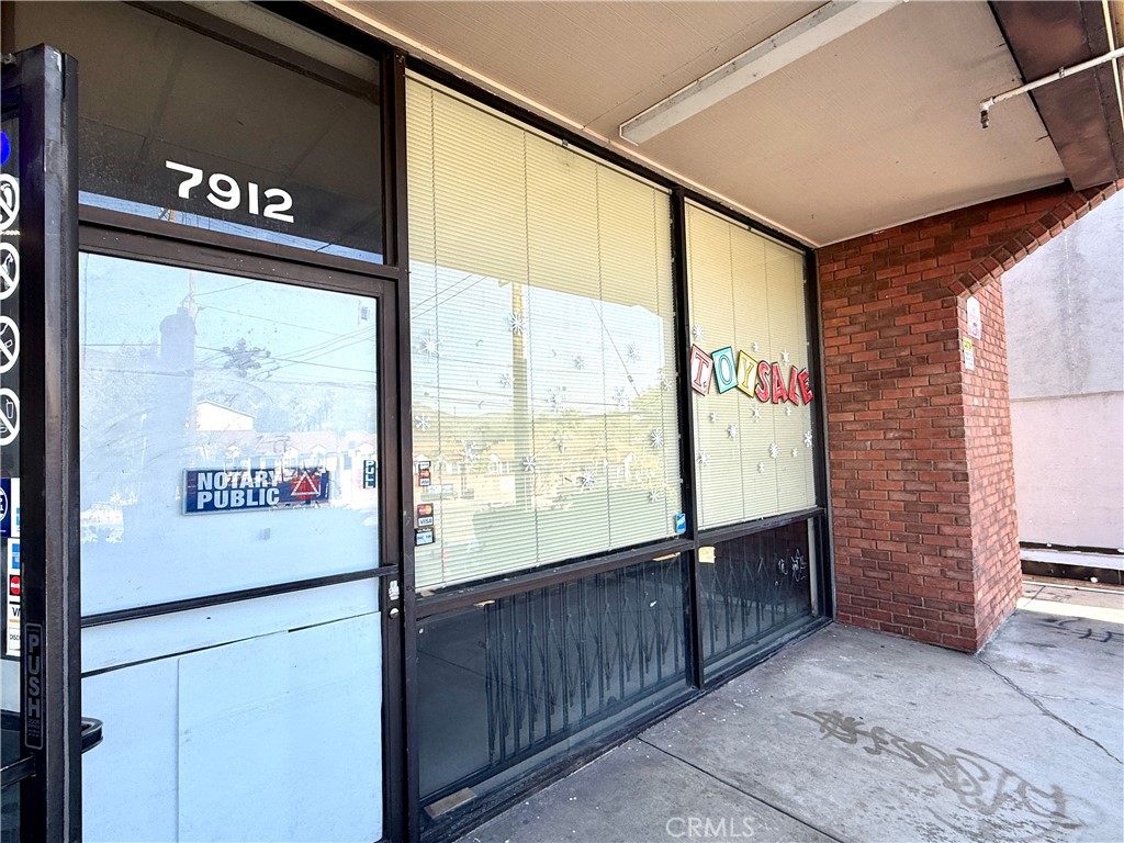 7912 Foothill Boulevard Property Photo 6