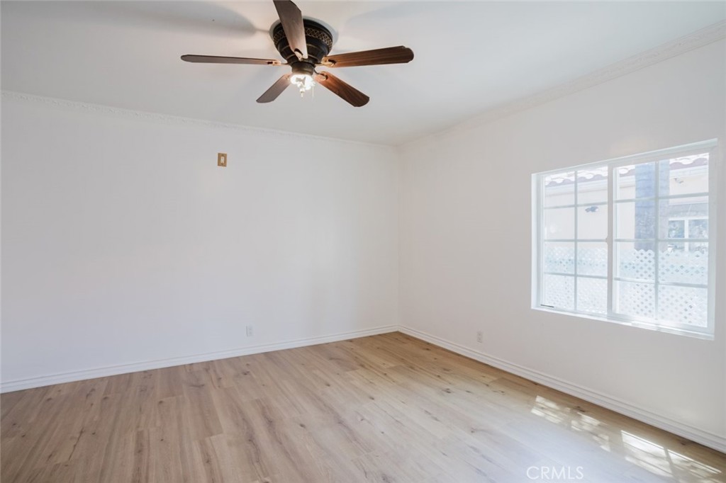 11338 Dronfield Avenue Property Photo 27