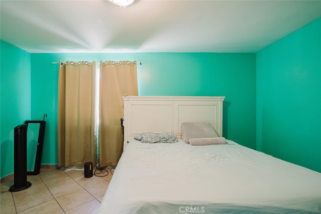 11338 Dronfield Avenue Property Photo 32