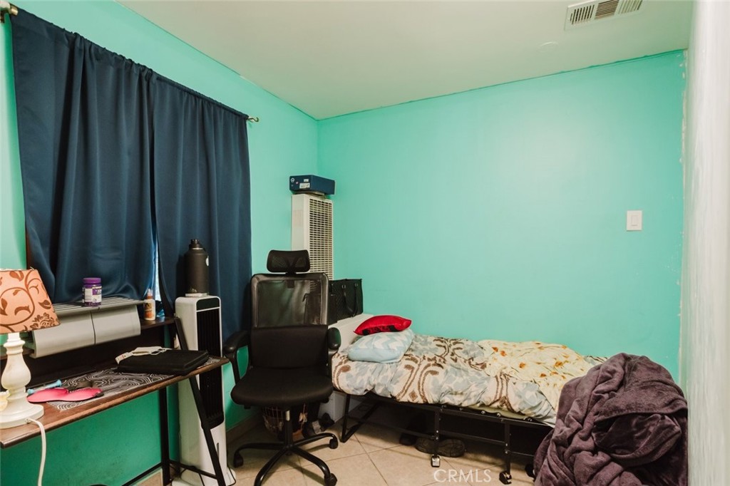 11338 Dronfield Avenue Property Photo 33