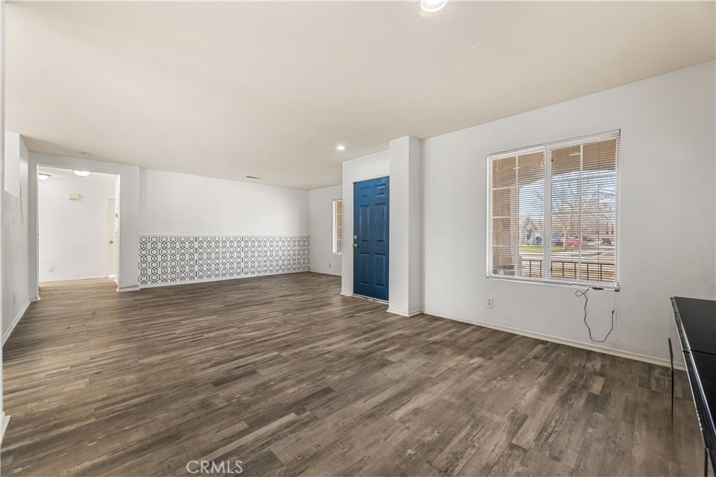 37608 Ribbon Property Photo 2