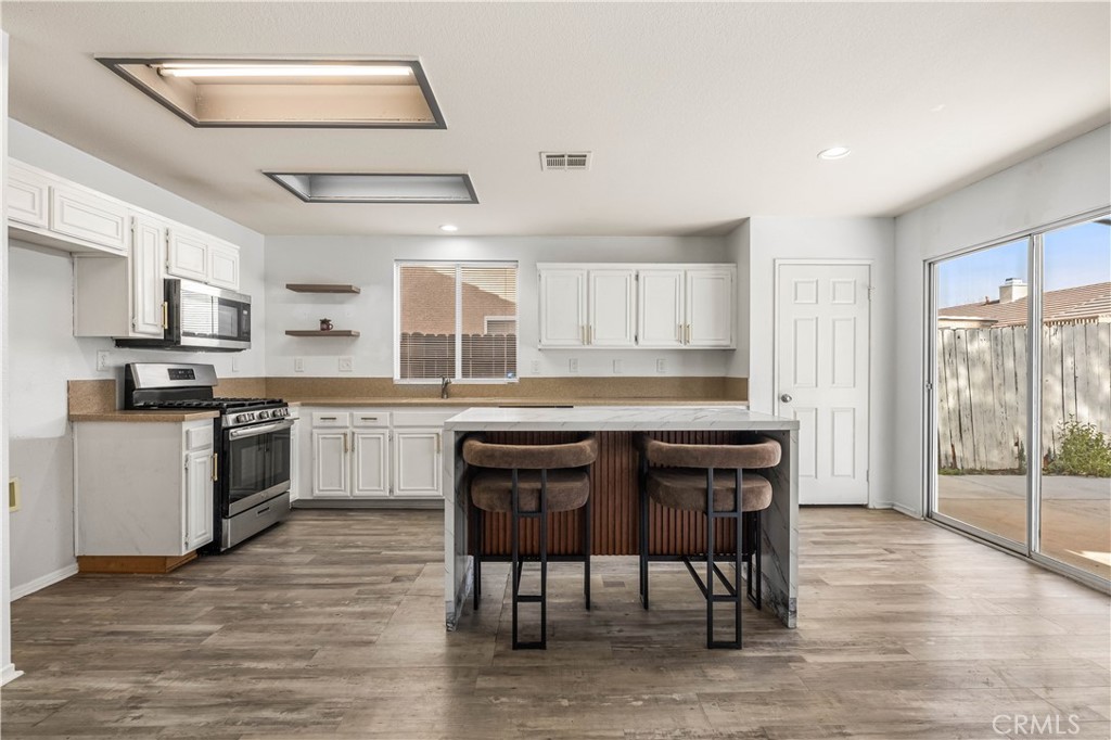 37608 Ribbon Property Photo 5