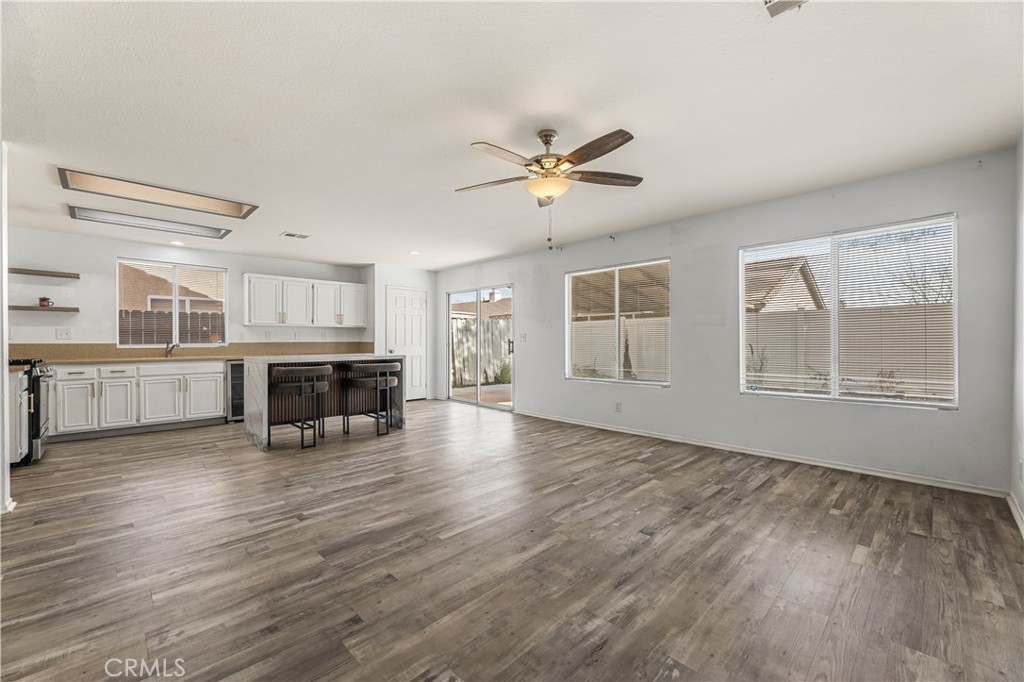 37608 Ribbon Property Photo 7