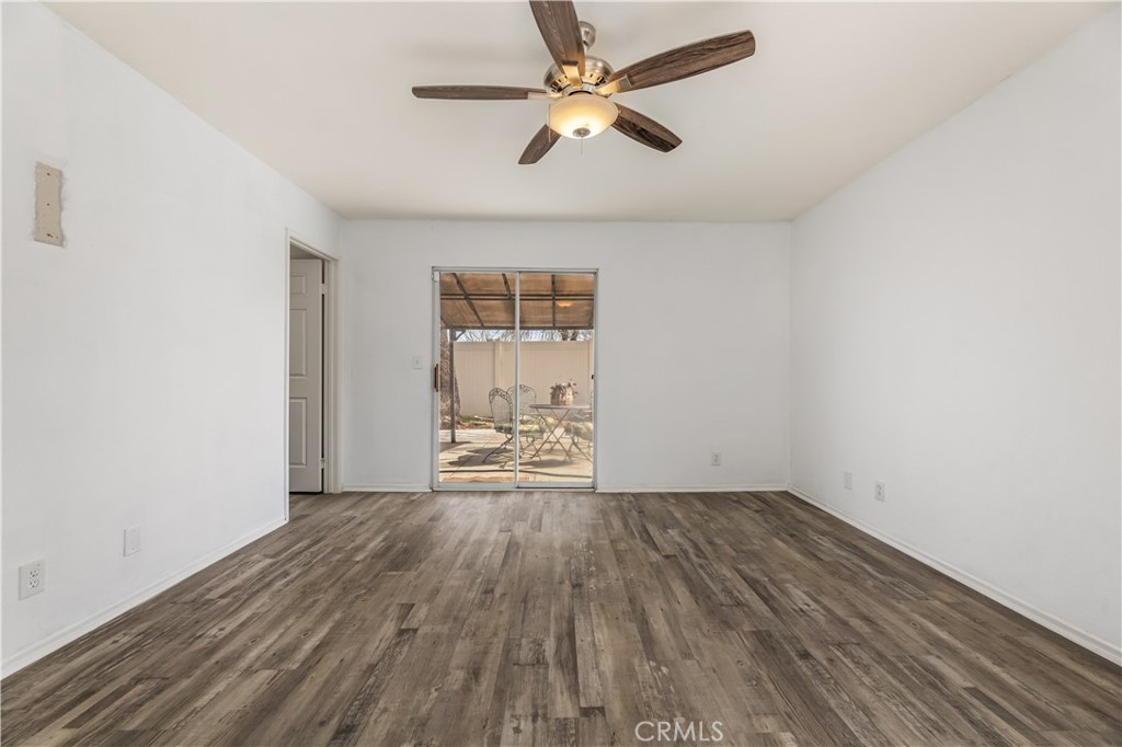 37608 Ribbon Property Photo 10
