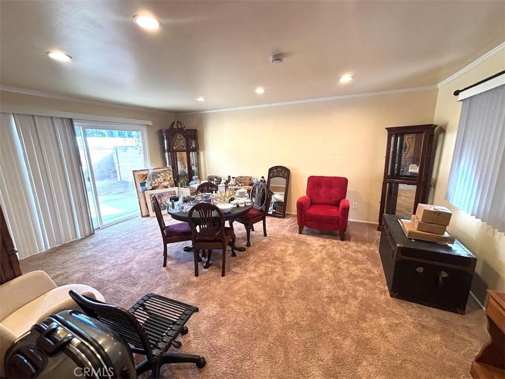 10448 Alabama Property Photo 8