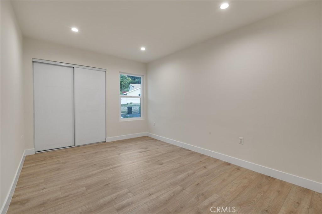 5115 Rigoletto Street Property Photo 23