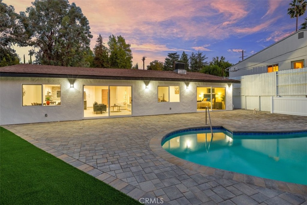 5115 Rigoletto Street Property Photo 25