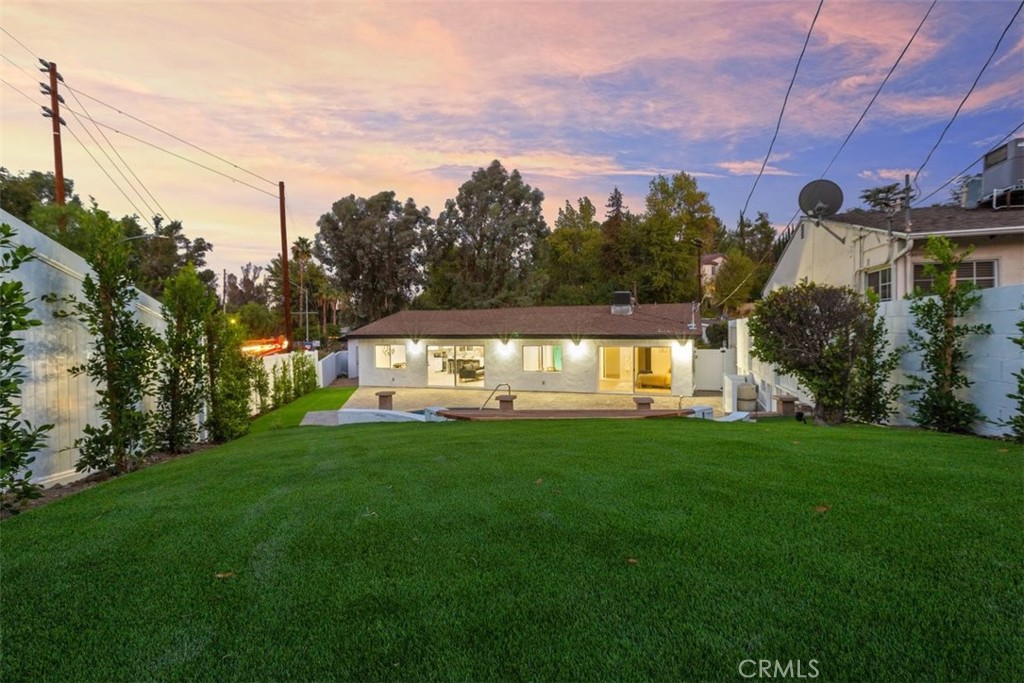 5115 Rigoletto Street Property Photo 29