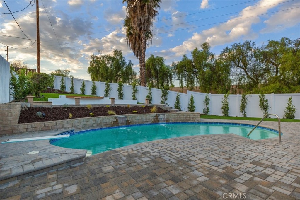5115 Rigoletto Street Property Photo 33